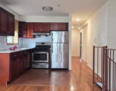 22003 64th Avenue - Photo Thumbnail 1