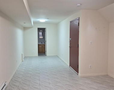 22003 64th Avenue - Photo Thumbnail 6