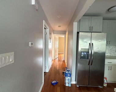 20120 120th Avenue - Photo Thumbnail 7
