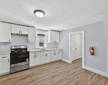 90 Montgomery Street - Photo Thumbnail 5