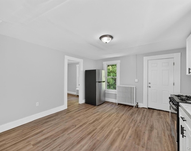 90 Montgomery Street - Photo Thumbnail 7