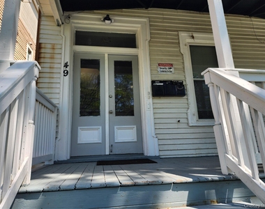 49 Carroll Street - Photo Thumbnail 2
