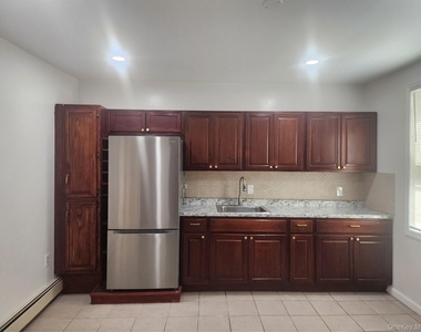 49 Carroll Street - Photo Thumbnail 12