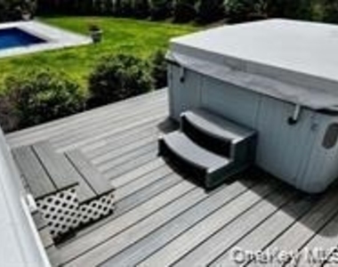 24 Bridle Path - Photo Thumbnail 28