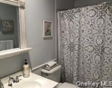 24 Bridle Path - Photo Thumbnail 26