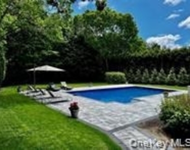 24 Bridle Path - Photo Thumbnail 22