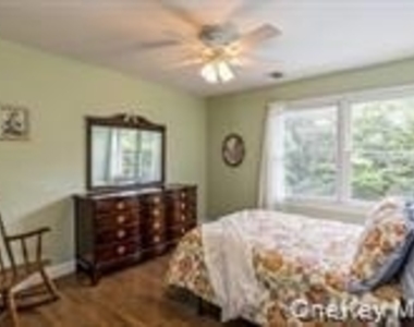 24 Bridle Path - Photo Thumbnail 17