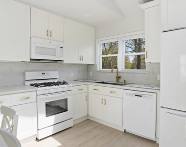 32 Red Creek Road - Photo Thumbnail 7