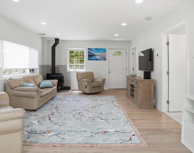 32 Red Creek Road - Photo Thumbnail 3