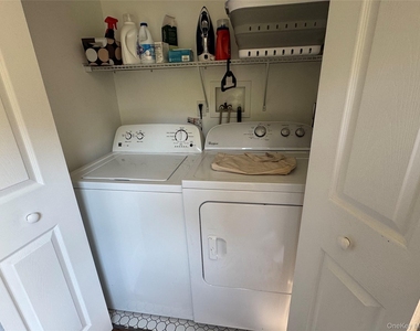 62 Whippoorwill Road E - Photo Thumbnail 7