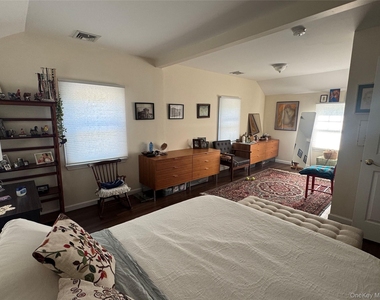 62 Whippoorwill Road E - Photo Thumbnail 8