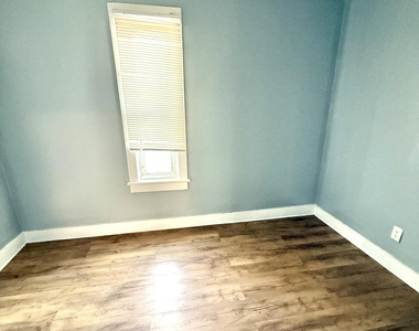 126 Prospect Street - Photo Thumbnail 3
