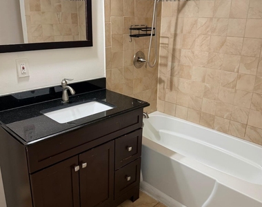 120 W Warren Street - Photo Thumbnail 10