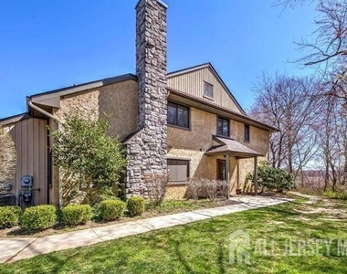 17 Ashford Drive - Photo Thumbnail 1