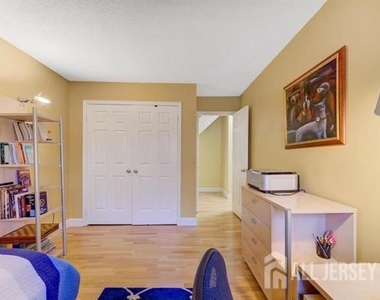 17 Ashford Drive - Photo Thumbnail 19