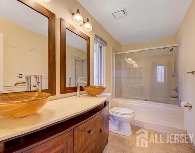 17 Ashford Drive - Photo Thumbnail 18