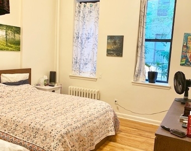 21 E 108th Street - Photo Thumbnail 2