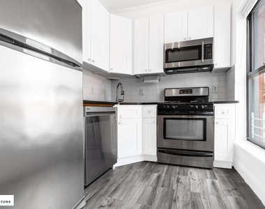 86 Carroll Street - Photo Thumbnail 1