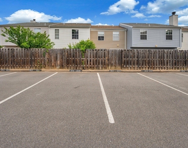 102 Picadilly Lane - Photo Thumbnail 24
