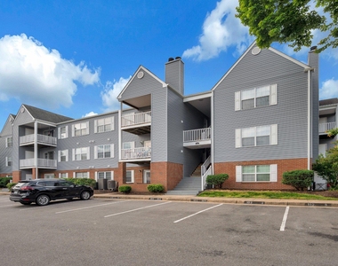 102 Picadilly Lane - Photo Thumbnail 22