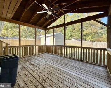 6806 Bob White Lane - Photo Thumbnail 20