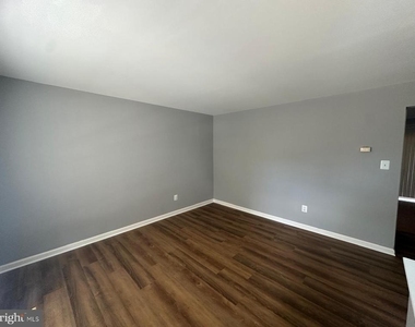 10918 Pope Street - Photo Thumbnail 28