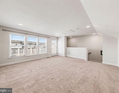 1900 Greenbriar Hall Road - Photo Thumbnail 12