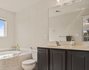 22886 Livingston Terrace - Photo Thumbnail 24