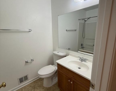 338 Nansemond Street Se - Photo Thumbnail 11