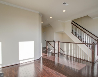 14596 Lakestone Drive - Photo Thumbnail 13