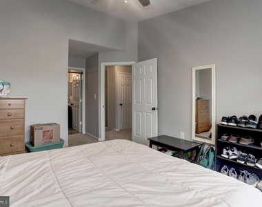 12852 Fair Briar Lane - Photo Thumbnail 21