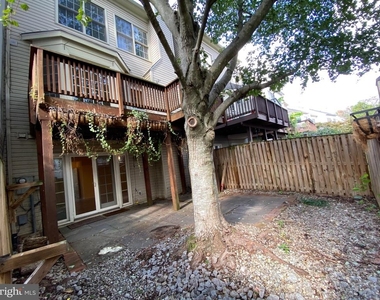 6623 Frost Lake Lane - Photo Thumbnail 39