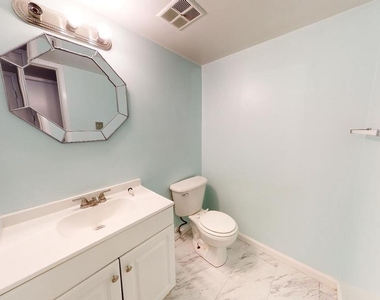 3836 Miramonte Place - Photo Thumbnail 15