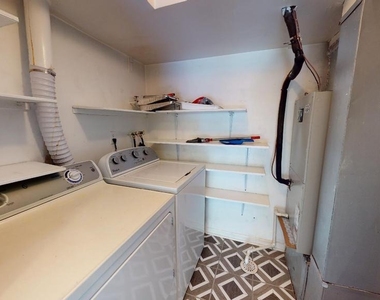 3836 Miramonte Place - Photo Thumbnail 14