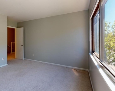 3836 Miramonte Place - Photo Thumbnail 24