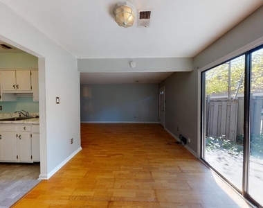3836 Miramonte Place - Photo Thumbnail 8