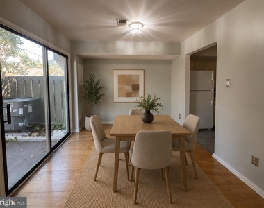3836 Miramonte Place - Photo Thumbnail 32