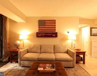 1808 Old Meadow Road - Photo Thumbnail 12
