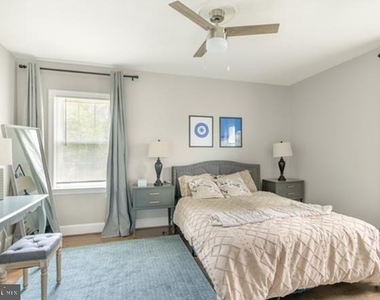 124 Longstreet Avenue - Photo Thumbnail 7