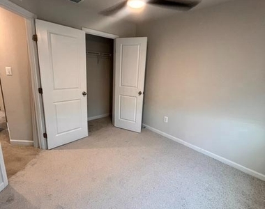 7236 Potomac Terrace - Photo Thumbnail 19