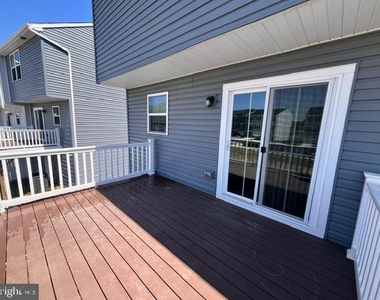 7236 Potomac Terrace - Photo Thumbnail 20