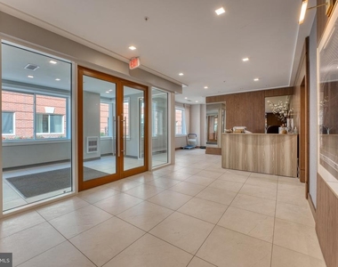 635 Slaters Lane - Photo Thumbnail 26