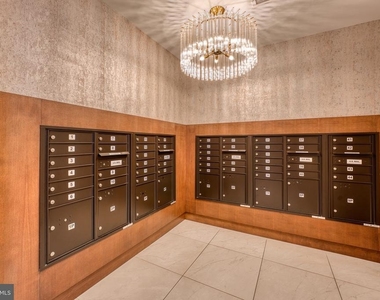 635 Slaters Lane - Photo Thumbnail 40