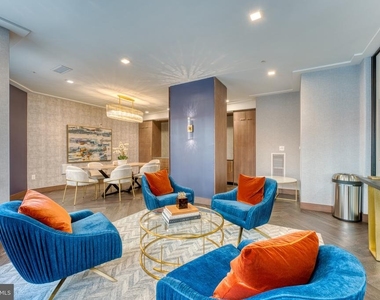 635 Slaters Lane - Photo Thumbnail 41