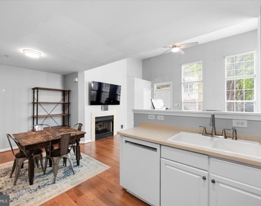 4910 Barbour Drive - Photo Thumbnail 9