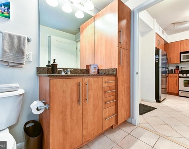 1021 Garfield Street N - Photo Thumbnail 25