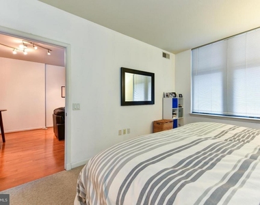 1021 Garfield Street N - Photo Thumbnail 22