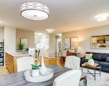 1200 S Arlington Ridge Road - Photo Thumbnail 8