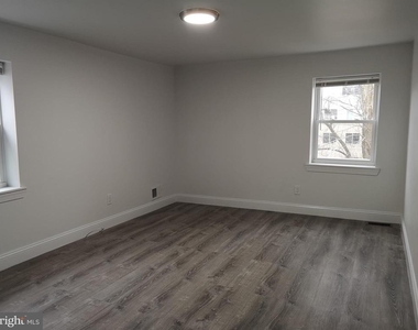 626 N 12th - Photo Thumbnail 14