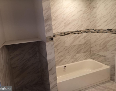 626 N 12th - Photo Thumbnail 10